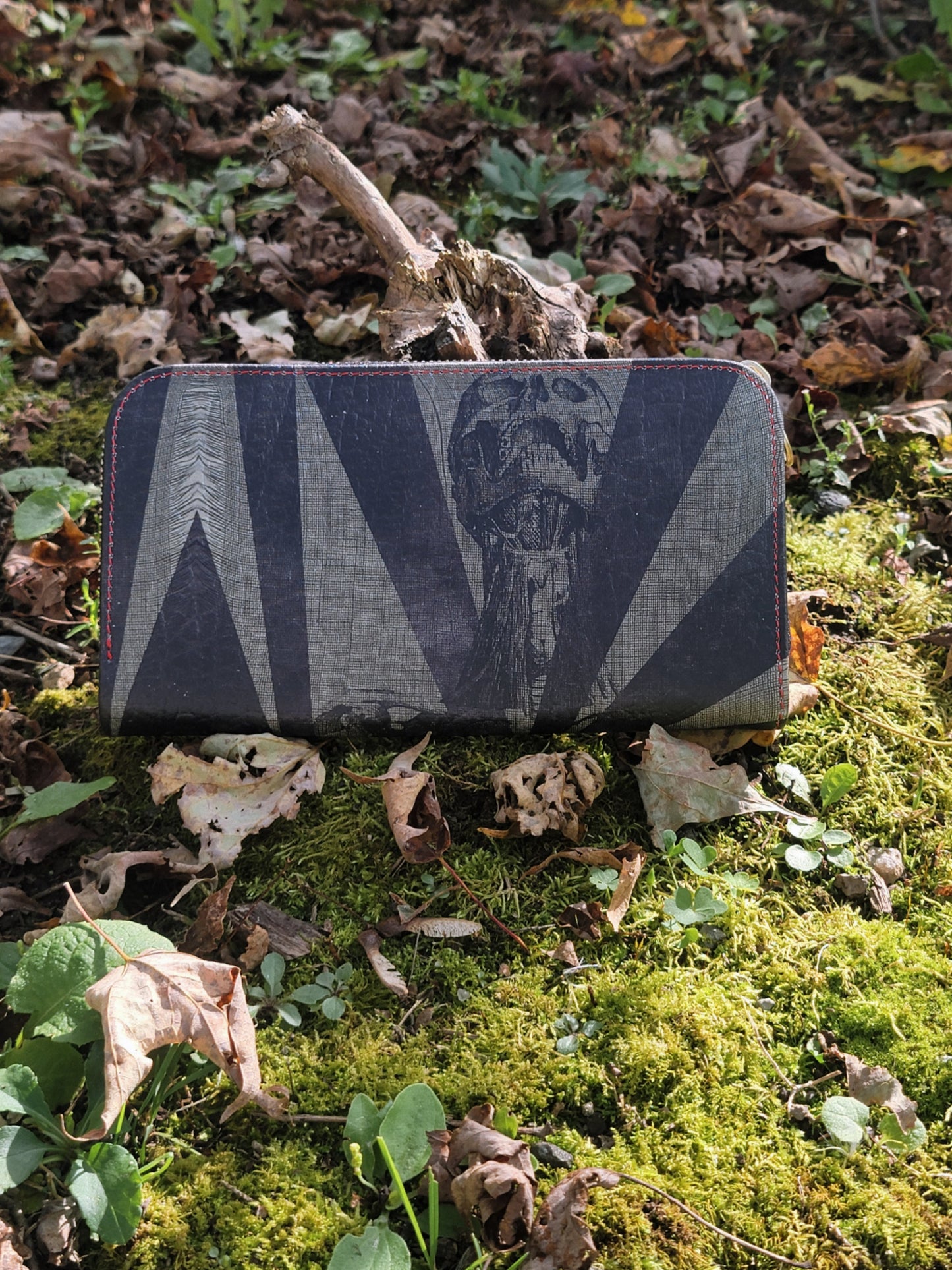 Agonie Zipper Wallet