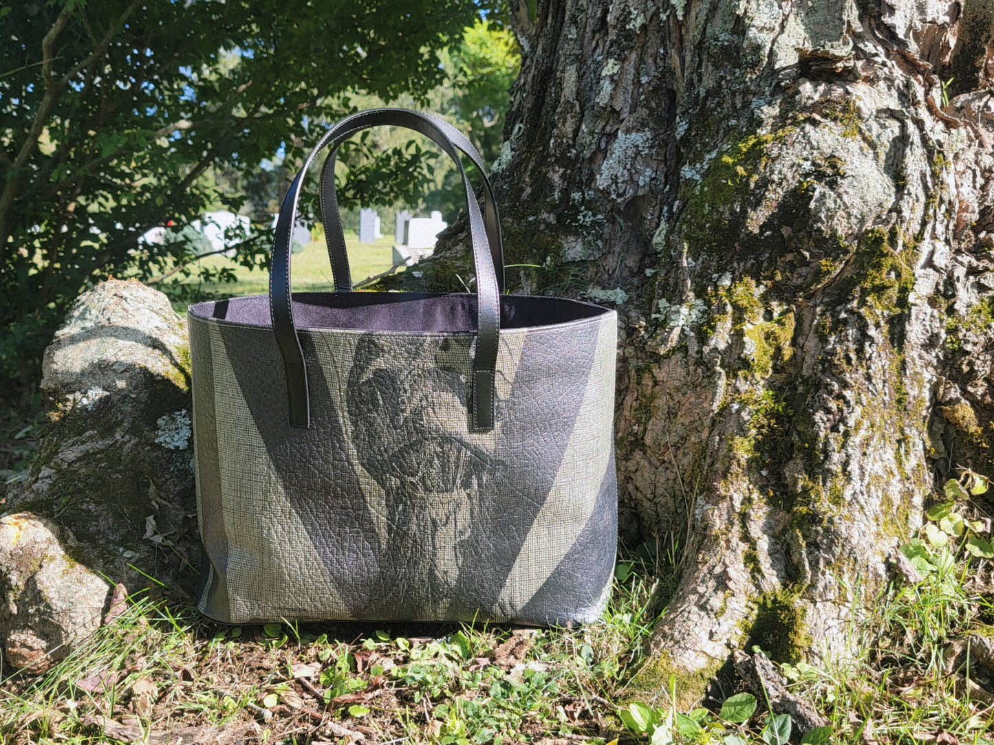Agonie Tote Bag