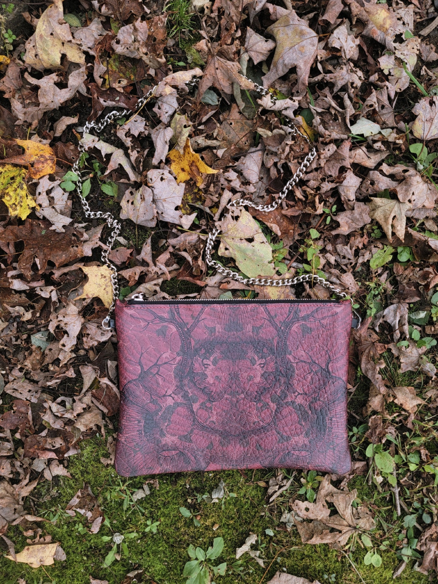 Sanguinum Cross Body Bag